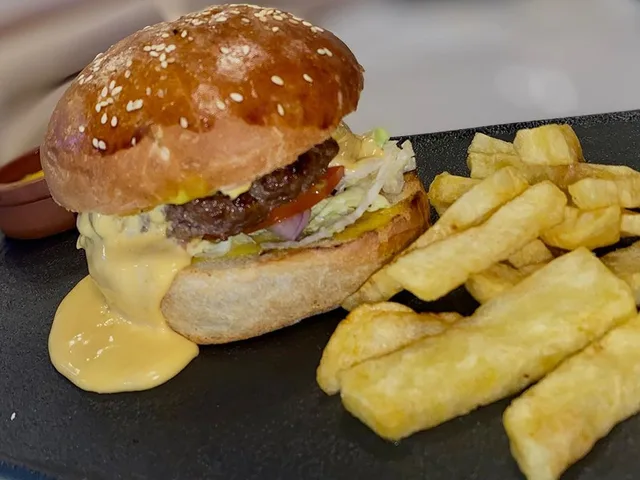 Cheeseburger
